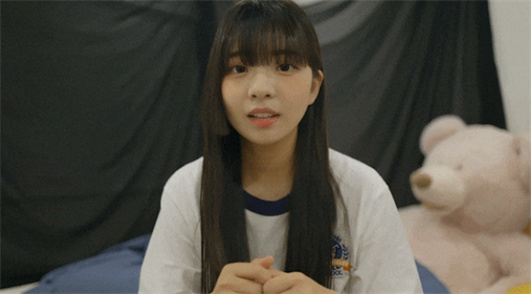 阿西美女室友竟然内置菜单